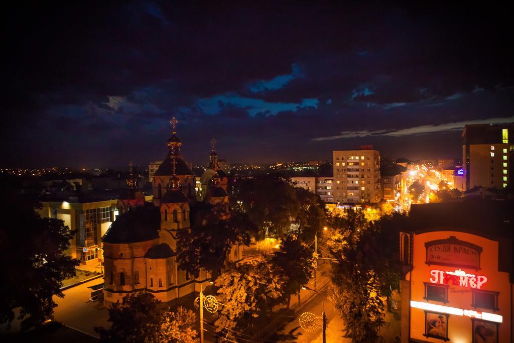 Babylon Apartments Rivne Quarto foto
